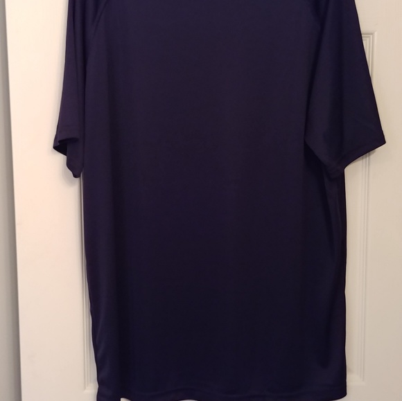 NWT Men's XL Underarmour Heatgear Shirt - Picture 3 of 4